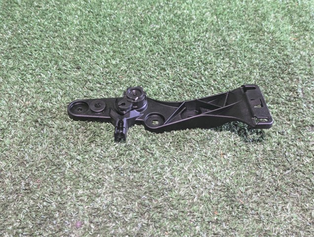 7326365 BMW Кронштейн ручки открывания капота купить в Черновцы