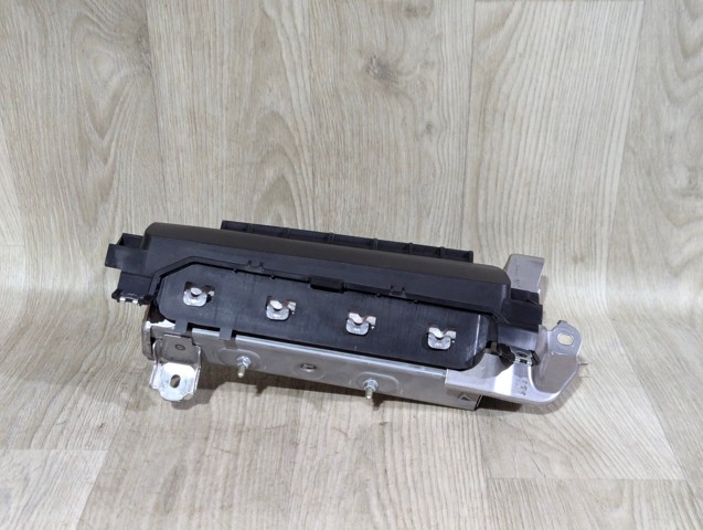 Подушка Айрбег водителя защиты коленей 7390078010C0 TOYOTA
