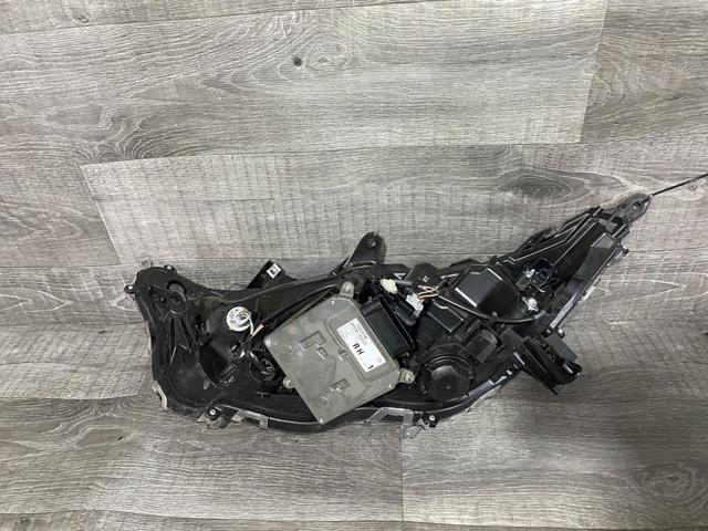 Основная фара - вставка 8114542840 TOYOTA