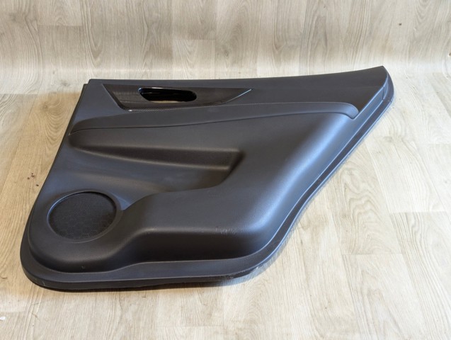 NISSAN 829764CE0A в наличии Украина