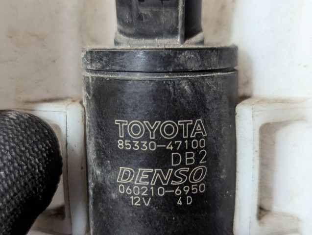 853150R060 TOYOTA Бачок омывателя стекла купить в Харьков