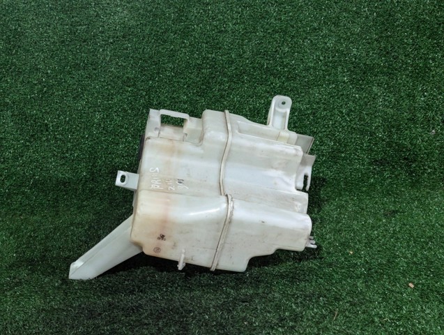 Бачок стеклоомывателя 8531547140 TOYOTA