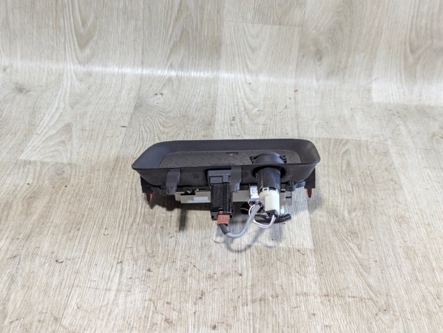 861C042011C1 TOYOTA купить в Черкассы