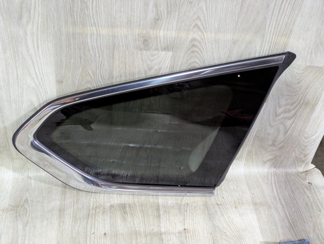 87820S1100 Стекло кузова (багажного отсека) правое купить Житомир