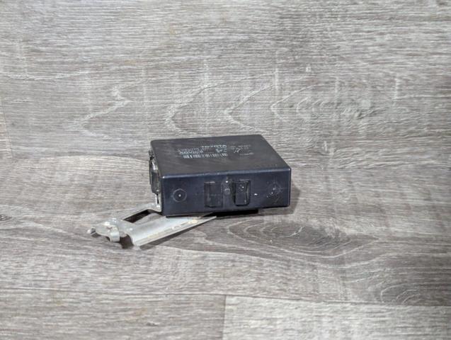 8905042010 Блок управления стояночного тормоза купить Сумы