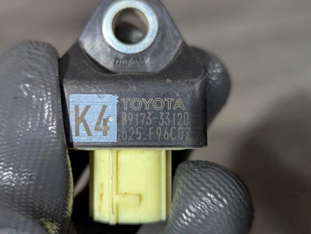 8917333120 TOYOTA Датчик удара купить в Кривой Рог