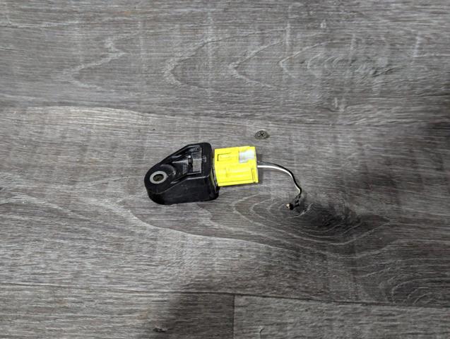 8917378010 TOYOTA Датчик удара купить в Киев