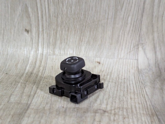 8923533010 TOYOTA купить в Николаев