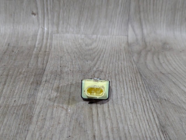 8983128040 TOYOTA Датчик удара купить в Хмельницкий