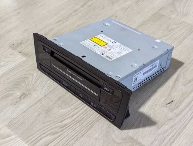 8R1035652C купить Ирпень