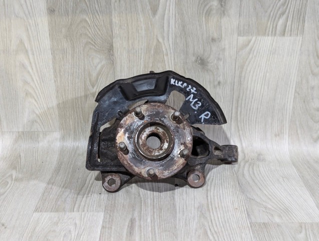 BJS733021 MAZDA Цапфа передняя правая купить в Тернополь