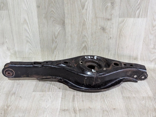 KD3528350 Рычаг задней подвески нижний левый купить Ирпень