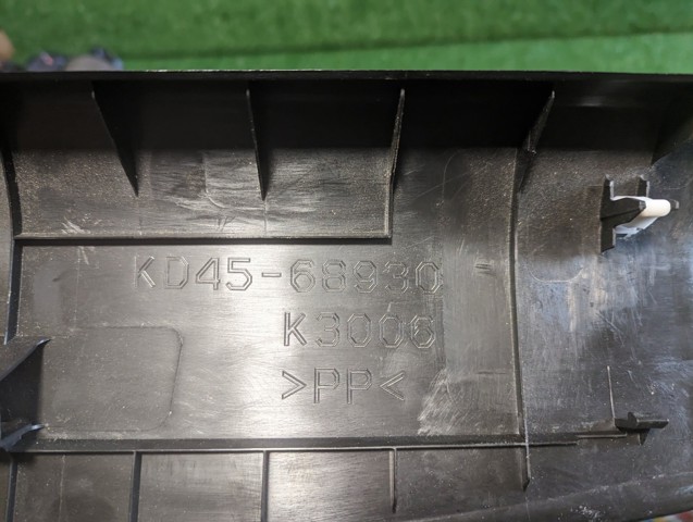 MAZDA KD4568930 в наличии Ужгород