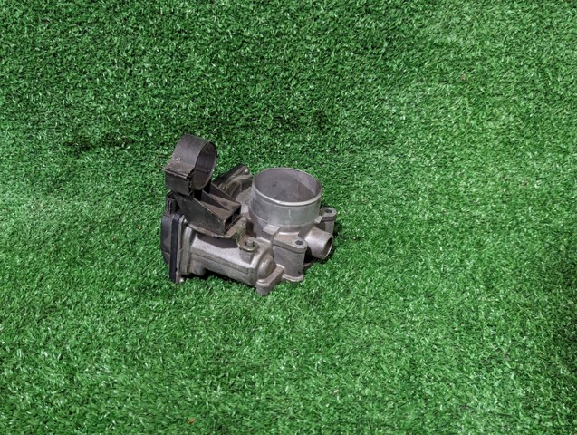 MAZDA P50113640 Дроссельная заслонка в наличии Черновцы