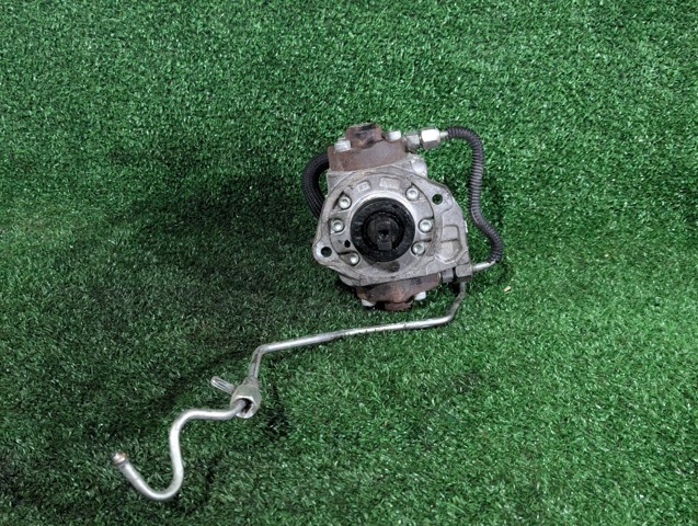 Насос топливный высокого давления (ТНВД) SH0113800D MAZDA