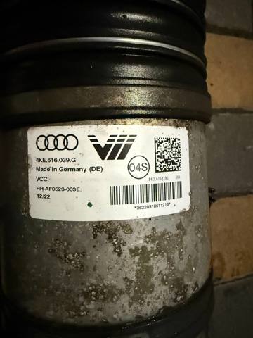 VAG 4KE616039G Амортизатор передний в наличии Черновцы