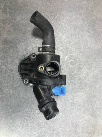 06B121111G Корпус термостата купить Львов