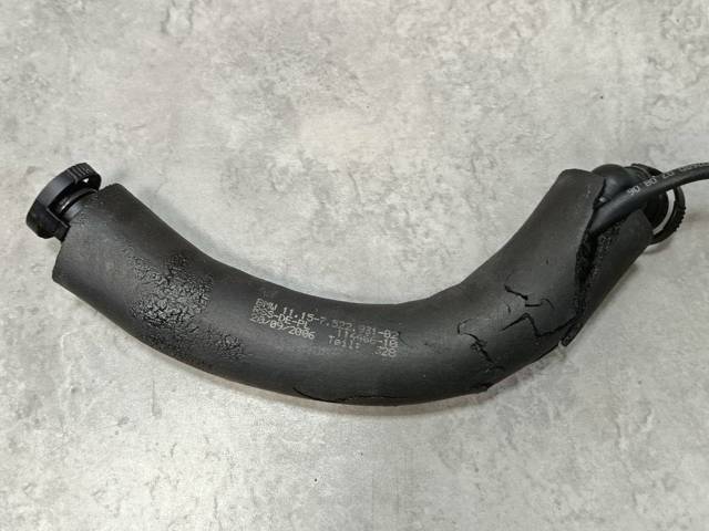 BMW 11157522931 Патрубок вентиляции картерных газов в наличии Харьков