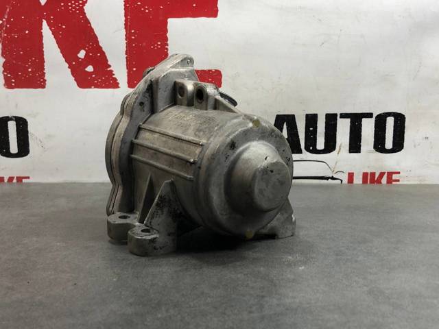 11515A05704 BMW Помпа купить в Харьков