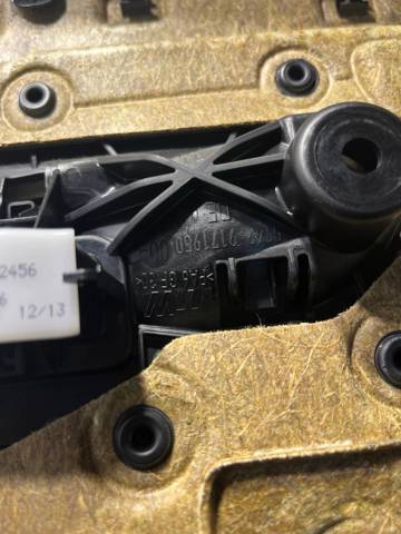 1777776 BMW купить в Киев