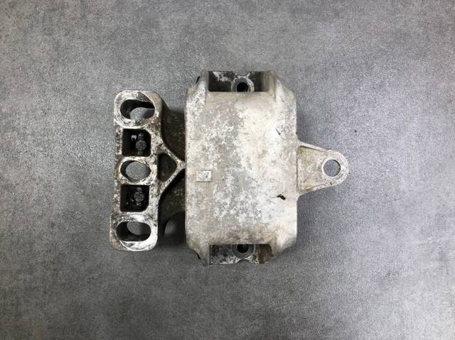 VAG 1J0199555AJ Левая подушка двигателя в наличии Житомир