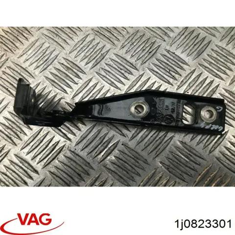 Петля капота, левая 1J0823301 VAG