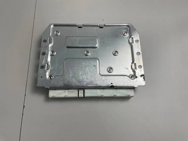 Блок управления пневмоподвеской 2205450732 MERCEDES