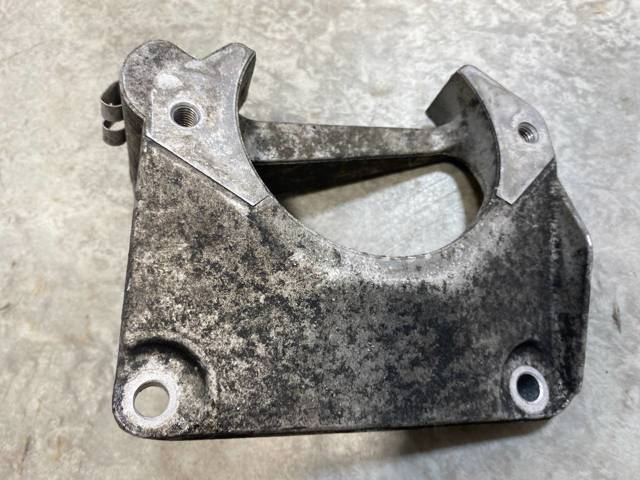 BMW 22116761117 Кронштейн подушки (опоры) двигателя левой в наличии Винница
