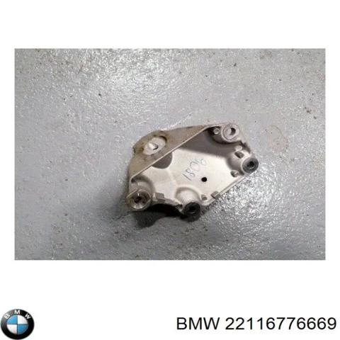 Кронштейн подушки (опоры) двигателя, левой 22116776669 BMW