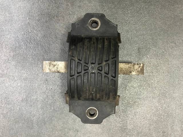 22326775908 BMW Подушка трансмиссии (опора коробки передач) купить в Каменское