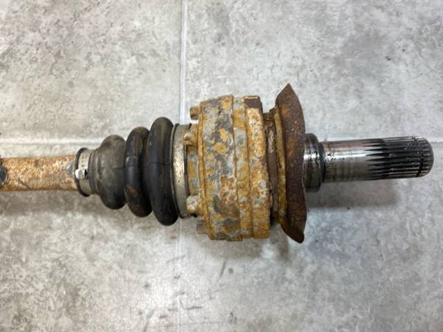 33217533446 BMW Полуось задняя правая купить в Чернигов