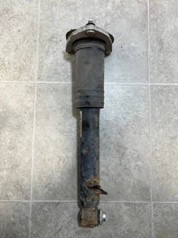 Стойка задняя, левая 33526781921 BMW