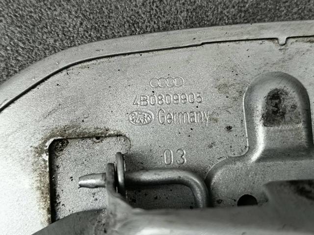 4B0809905 VAG Лючок бензобака купить в Хмельницкий