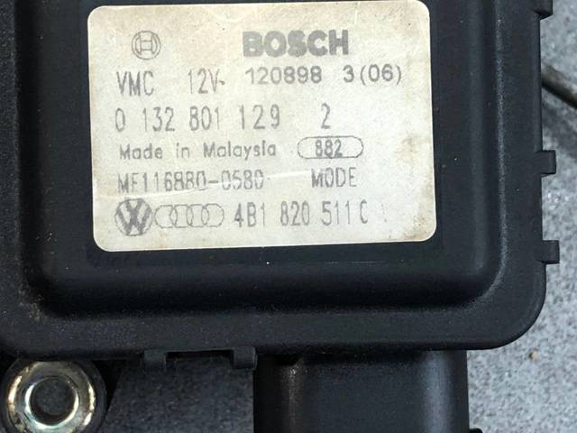 Привод системы автоматического управления отопителем 4B1820511C VAG