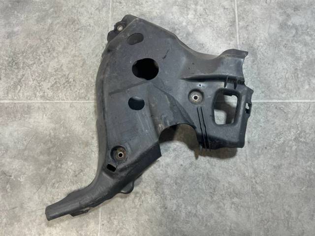 Защита заднего нижнего рычага 4F0505415C VAG