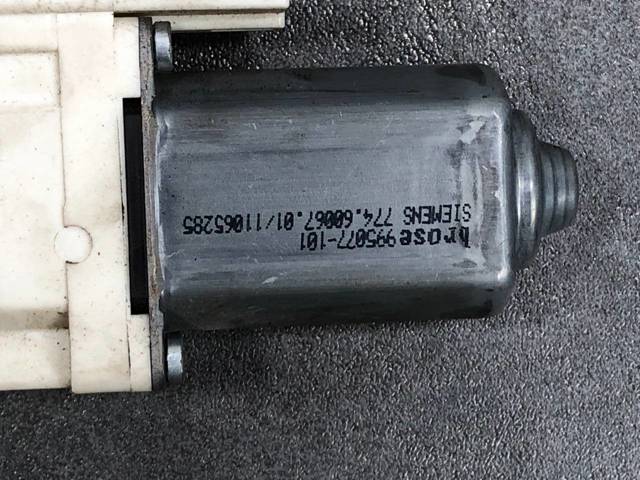 4F0959802B VAG Мотор стеклоподъемника двери передней правой купить в Николаев