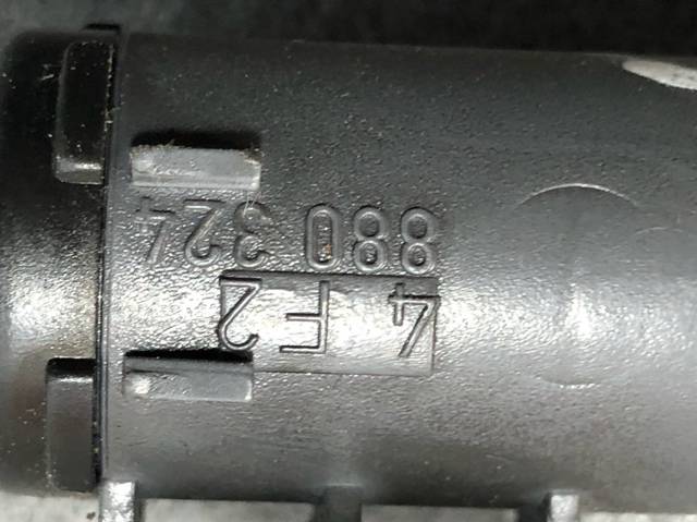 VAG 4F2880324 Амортизатор крышки бардачка в наличии Павлоград