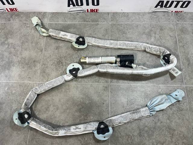 Шторка боковая правая 4F5880742C VAG