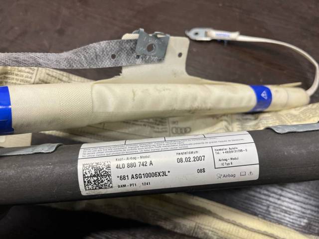 4L0880742A Подушка безопасности (AIRBAG) шторка боковая правая купить Днепр
