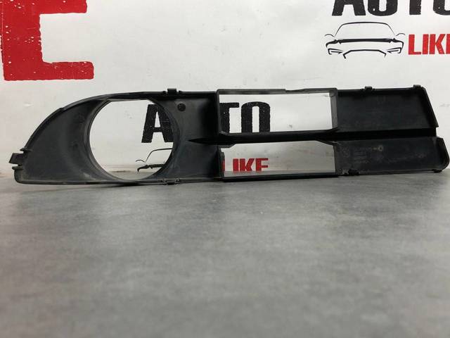 BMW 51117049243 Решетка бампера переднего левая в наличии Одесса