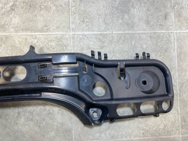 51127056343 BMW Кронштейн бампера заднего центральный купить в Каменское