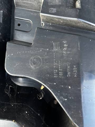 BMW 51127207109 Кронштейн бампера заднего центральный в наличии Хмельницкий