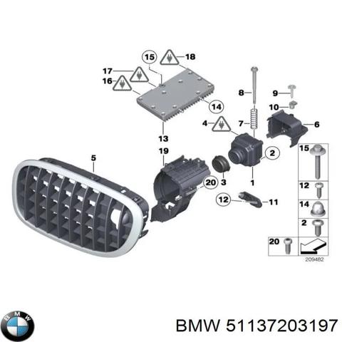 Решетка радиатора левая 51137203197 BMW