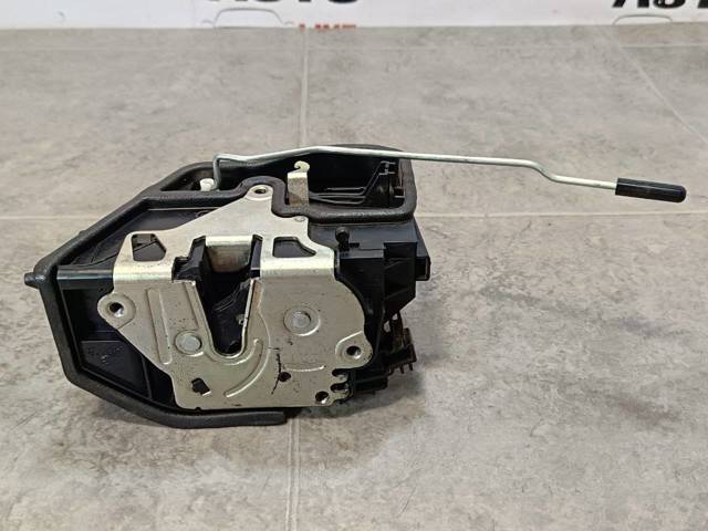 Замок задней левой двери 51227036171 BMW