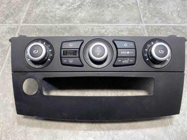 51456976361 BMW Молдинг бампера заднего купить в Павлоград