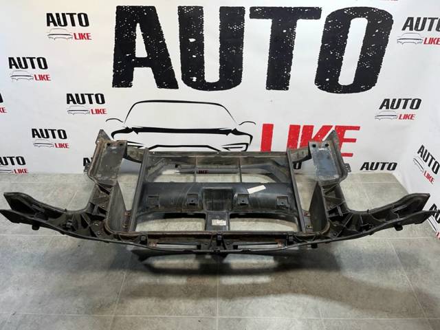 51647058594 BMW Рамка радиатора купить в Черновцы