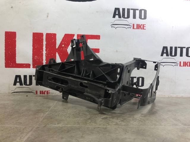 51647184160 BMW Кронштейн (адаптер) крепления фары передней правой купить в Киев