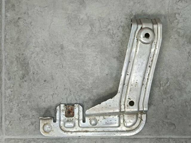 51717152821 BMW купить в Черновцы