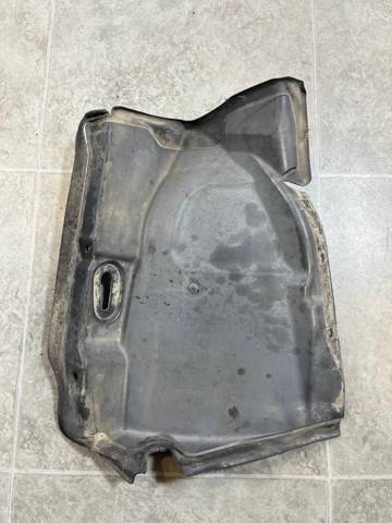 51747161746 BMW Щиток грязезащитный передней арки крыла купить в Хмельницкий