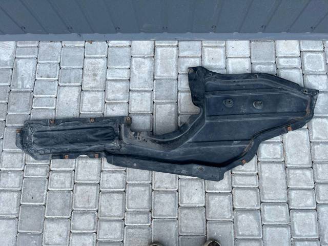 BMW 51757217521 Защита днища, средняя часть в наличии Тернополь